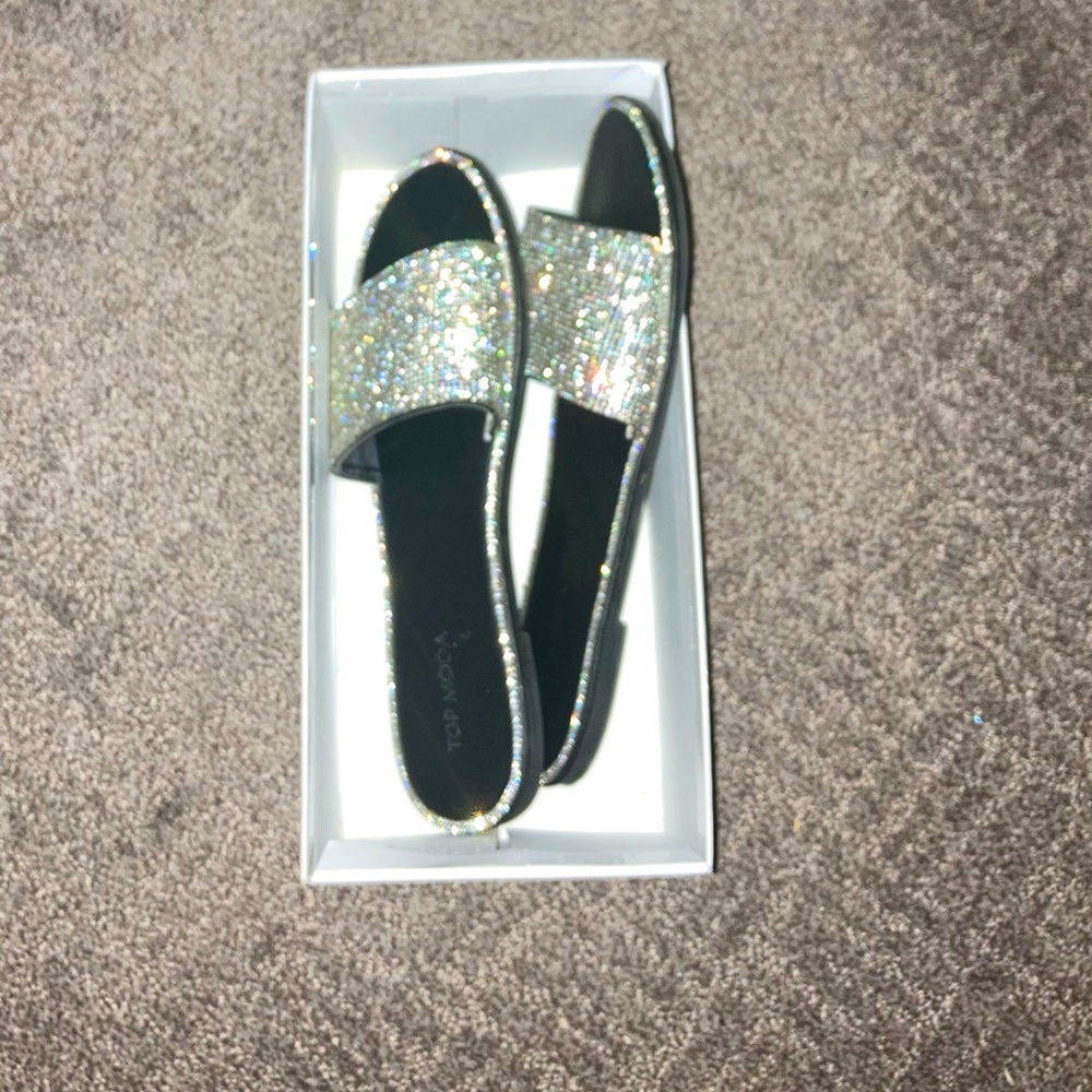 Jewel Flats from Shoe Carnival, and ONLY $5.00! 💝